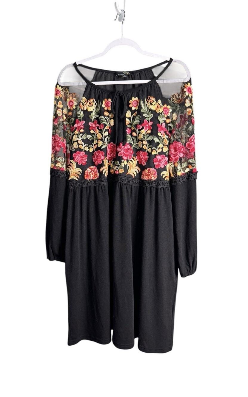 Boho Floral Embroidered Suzanne Betro Large Black Mesh Lace Flowy Blouson Dress
